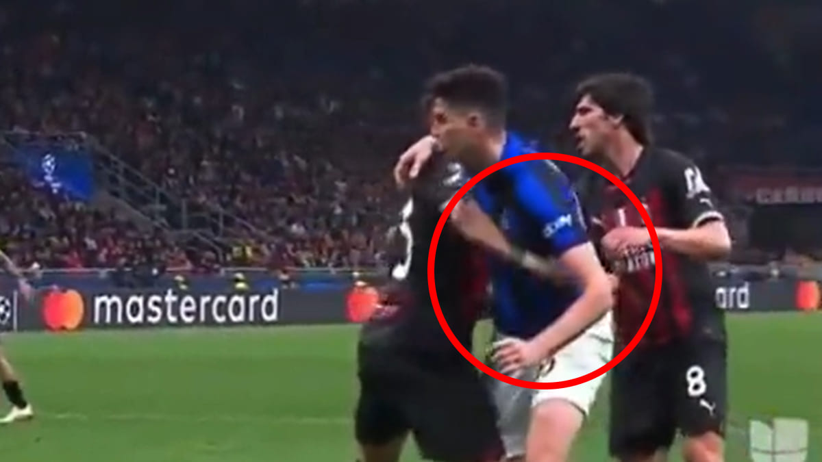 Milan-Inter, nel secondo tempo manca un rigore sacrosanto ai nerazzurri: ecco il video del pugno di Krunic su Bastoni non visto dall'arbitro.
